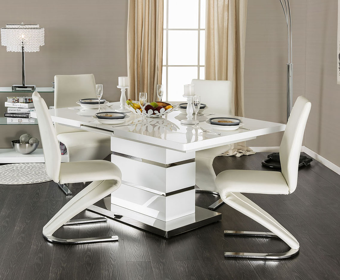 Hi, I like this set. I was wondering whether or not to have this table with 6 chairs instead of 4?Cost for 6 chairs