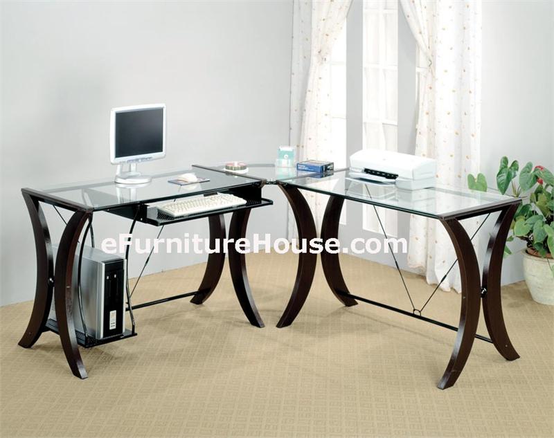 How many pieces does this desk come in